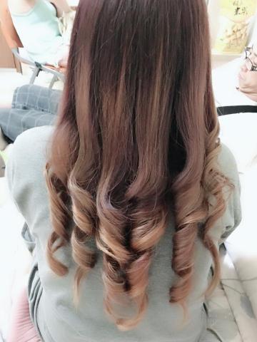 綺云🎀Sunny彩妝造型師 - 電捲棒