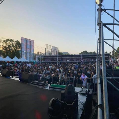 提供表演活動服務的專家陳家啟