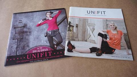 LYN  WANG (鳳玲) - DM設計--攝影、去背、合成、版面設計、印刷一手包辦