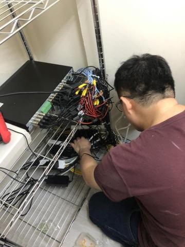 創璽資訊有限公司/劉經理 - 警監視系統之安裝整線