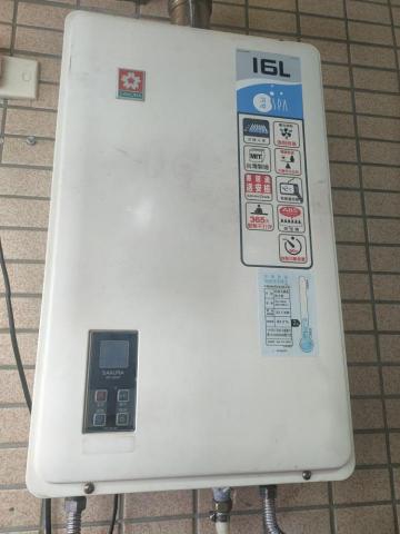 熱水器安裝 - 安裝後的中古熱水器