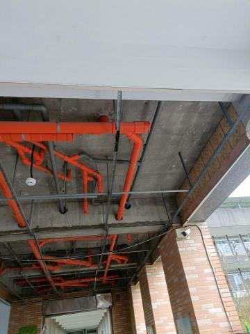 張大嘉 - 吊管施作