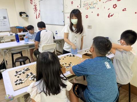 林曉彤 - 一對三指導棋