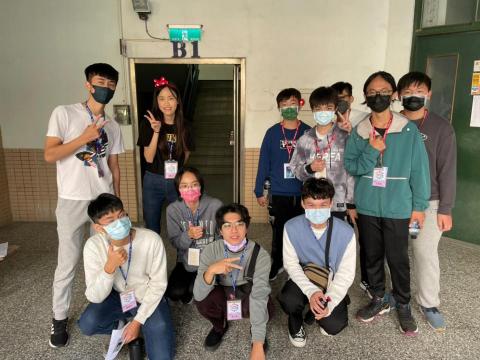 謝睿恩 - 數位學伴計畫-甲仙國中（相見歡活動）