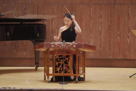 謝昀汝 - 板橋樂展-臺藝新秀音樂會演奏《漠舞》