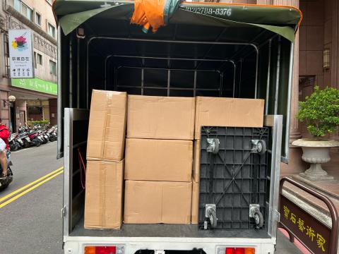 大叔阿漢貨運行 - 多件多點配送，
三重➡️士林➡️內湖➡️大安➡️文山