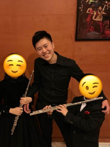 楊老師 音樂演出/教學 - 學生發表會後台