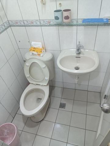 殤雪 - 套房衛浴清潔