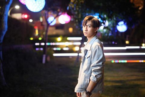 顏良宇 - 交友軟體照片拍攝