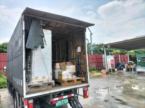 （盧小小）貨運 搬家 回頭車 - 貨物已鬆綁 準備卸貨