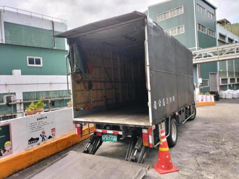 （盧小小）貨運 搬家 回頭車 - 棚內概況