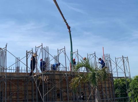 皇之城工程有限公司 - 