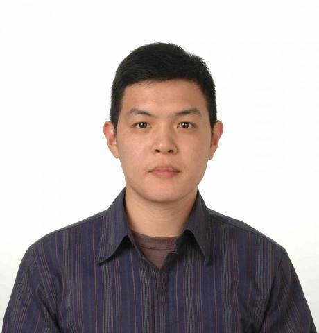 提供寄送機車服務的專家徐楷