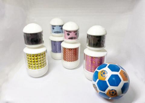 君君老師 - 大學專題設計-自閉症小孩學習情緒的玩具娃娃