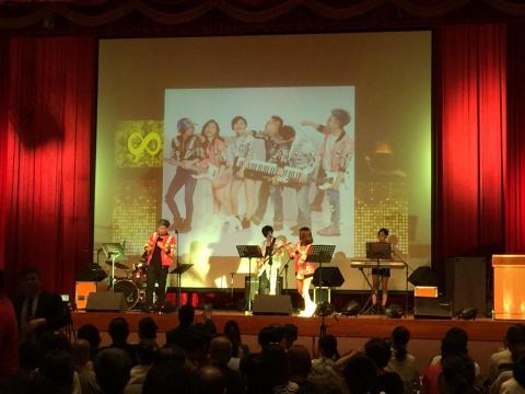 LERRY - 樂團表演