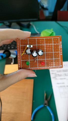 吳宜庭 - 物理電路板設計