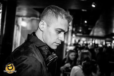 Andrew Ford - Brass Monkey Taipei