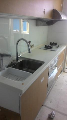 張明華 - 流理台安裝