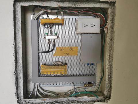 謝昇諺 - 建案弱電 謝昇諺 - 建案弱電