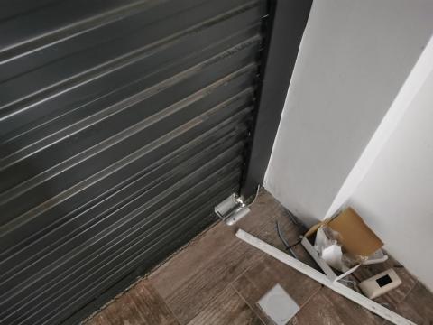 謝昇諺 - 車庫門偵測整合監控開門通知 謝昇諺 - 車庫門偵測整合監控開門通知