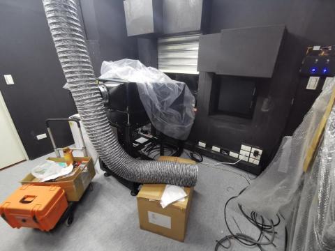 謝昇諺 - 電影院投影系統光纖熔接 謝昇諺 - 電影院投影系統光纖熔接