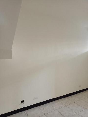 佶旺油漆工程 - 批土三次，打磨，上漆