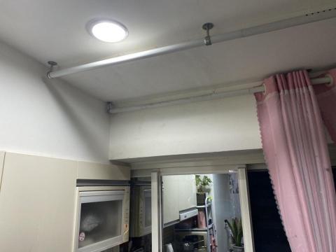 小劉 - 天花板牆面施作完成