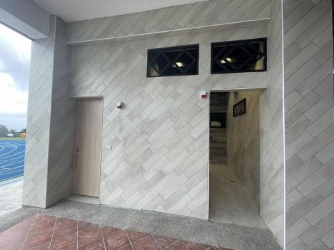 貳柒室內裝修設計有限公司/張智超 - 臺東縣長濱國中廁所設計