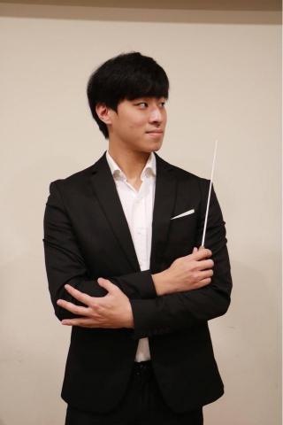 邵恩傑 - 指揮形象照