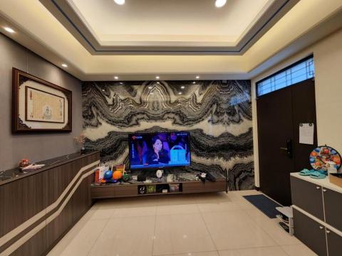 非凡室內裝潢 - 