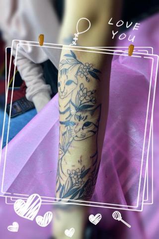 Arik - ?黑白刺青 設計? Arik - ?黑白刺青 設計?