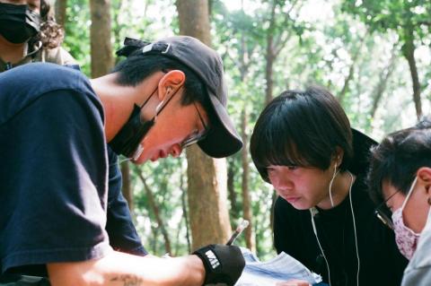 Shanoe - ：：Behind The Scenes：：
劇組工作照側拍