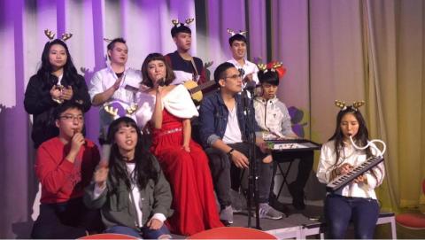 歌唱/鋼琴老師-王沛馨 - 聖誕節歌曲表演