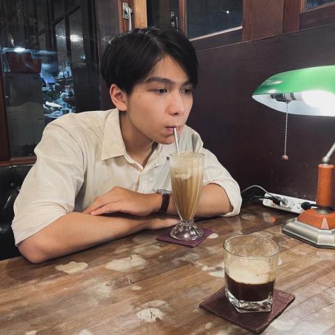 提供工作服訂做服務的專家張建邦