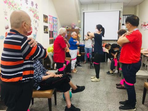 🏅（到府）物理治療/銀髮族訓練/復健家教/產前按摩/皮拉提斯 - 銀髮族訓練