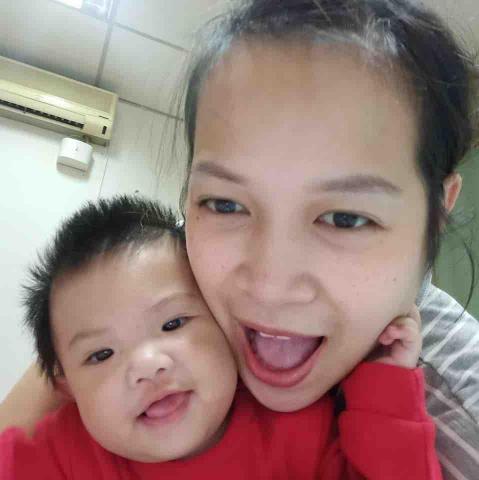 提供美髮服務的專家王美鳳