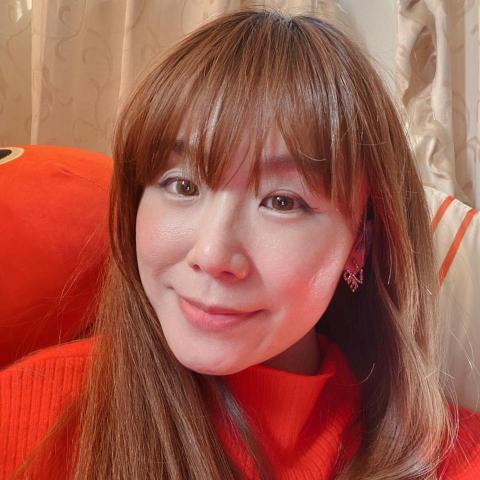 提供兒童體操台中服務的專家Shirley