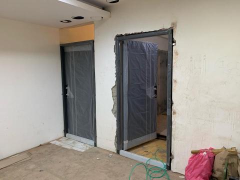 億達鈦工程有限公司 - 更換室內門、套房隔間