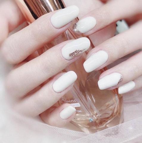 Lili 莉莉專業美甲 - 