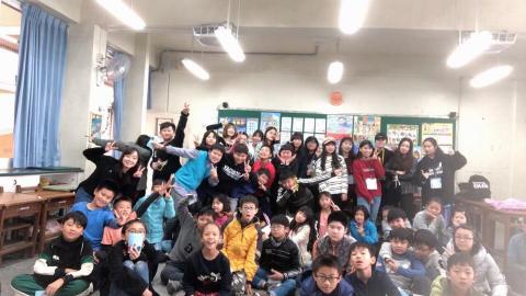 李玉華 - 世界英文營教學