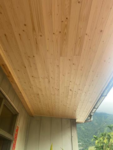 欣富實業社 - 美衫神明廳外的陽台天花板