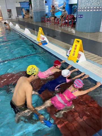 藍胤庭（竹竿教練 - 