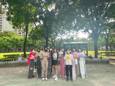 長板假期｜長板教學｜岱妤教練 - 