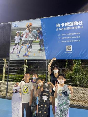 長板假期｜長板教學｜岱妤教練 - 迪卡儂運動社長板教練