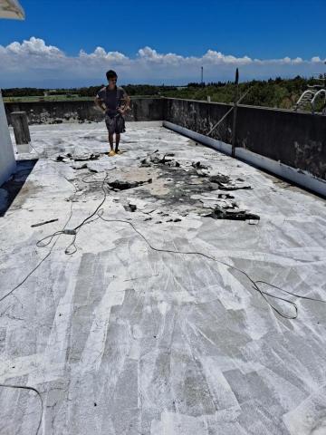 祥輝油漆防水工程行 - PU去除施工前