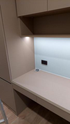 擇木系統櫥櫃 - 書桌