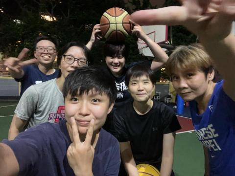 吳珮玲 - 球隊生活