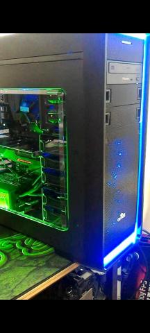 李義譜 - 透側電競電腦 客製化Led  李義譜 - 透側電競電腦 客製化Led