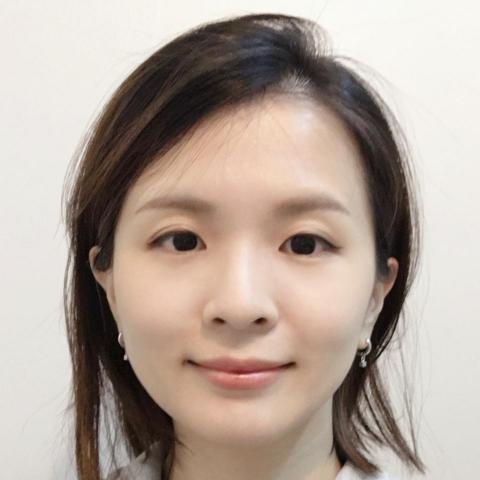 提供黏土服務的專家Elsie