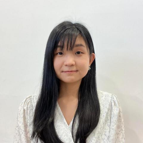 提供潤稿服務的專家Winnie Ong